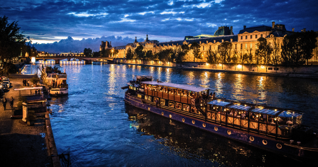 Experience the Best in Paris: Seine Dinner Cruise