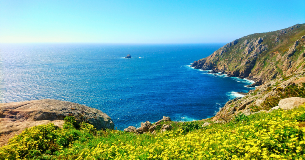 Adventure Cycling Routes: Cliffs of Finisterre